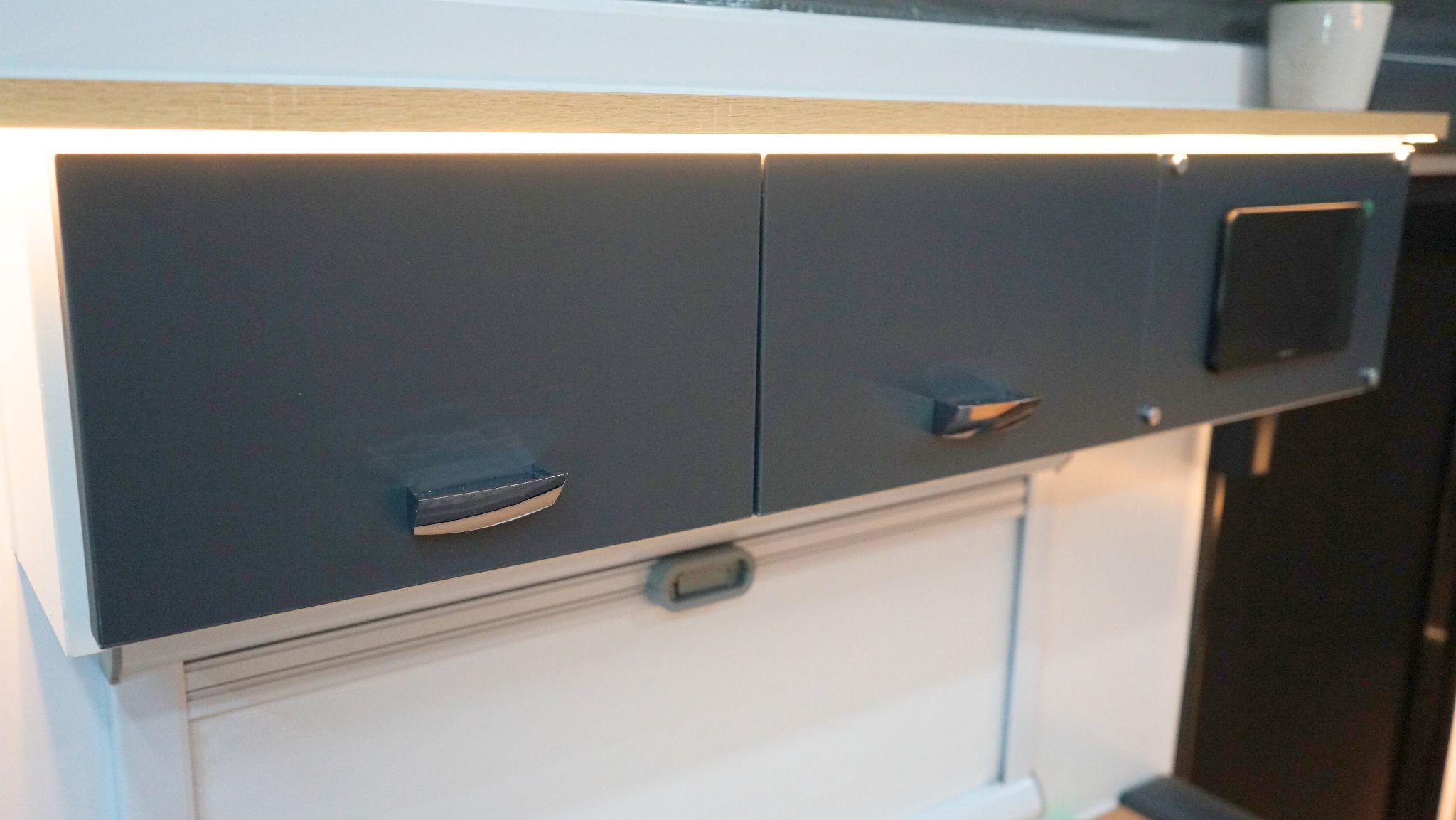 Frontier 13c Interior