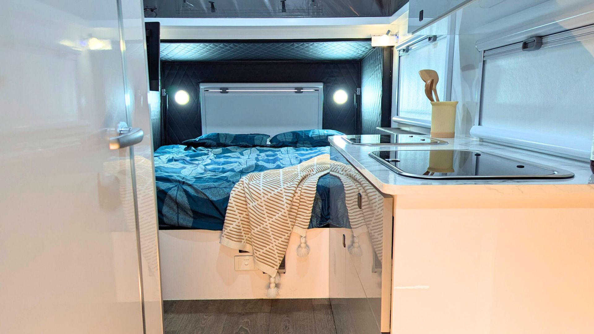 Frontier 15T Interior