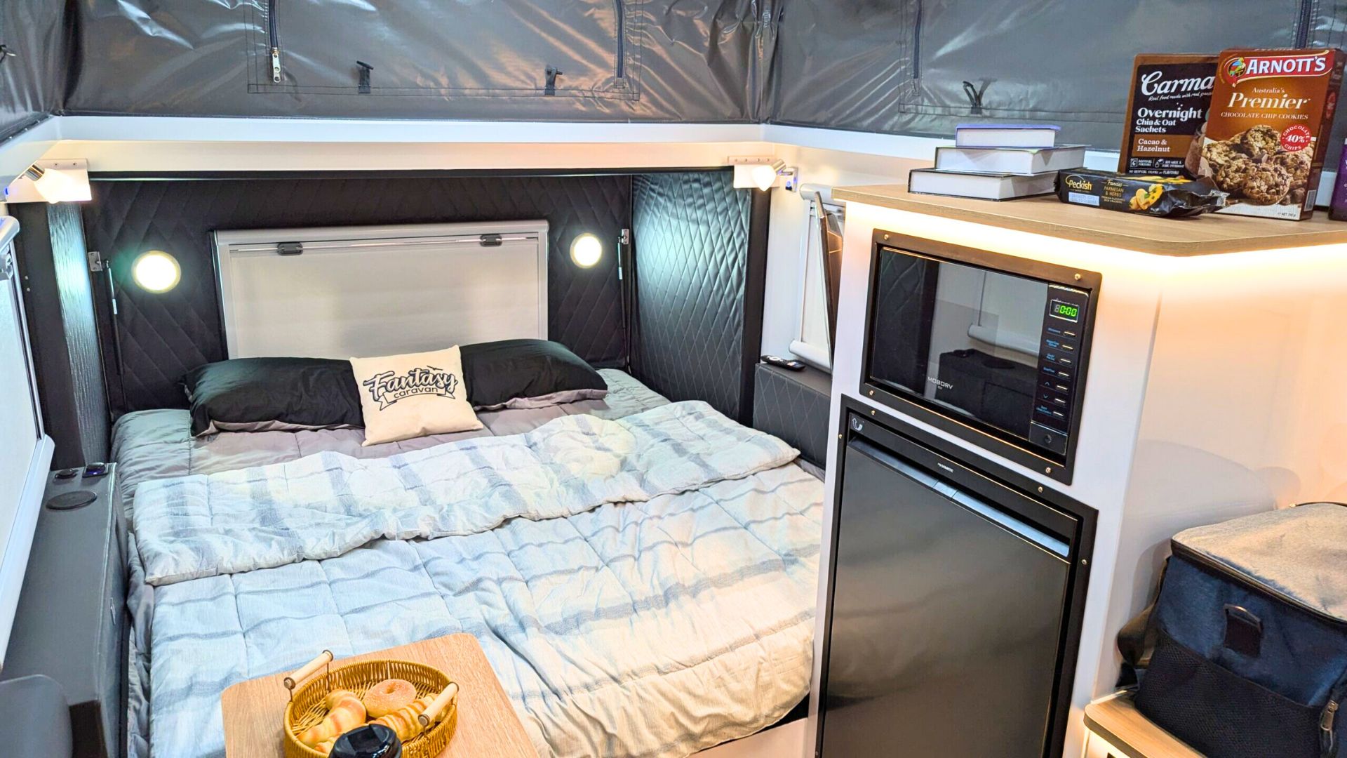 Frontier17d Interior