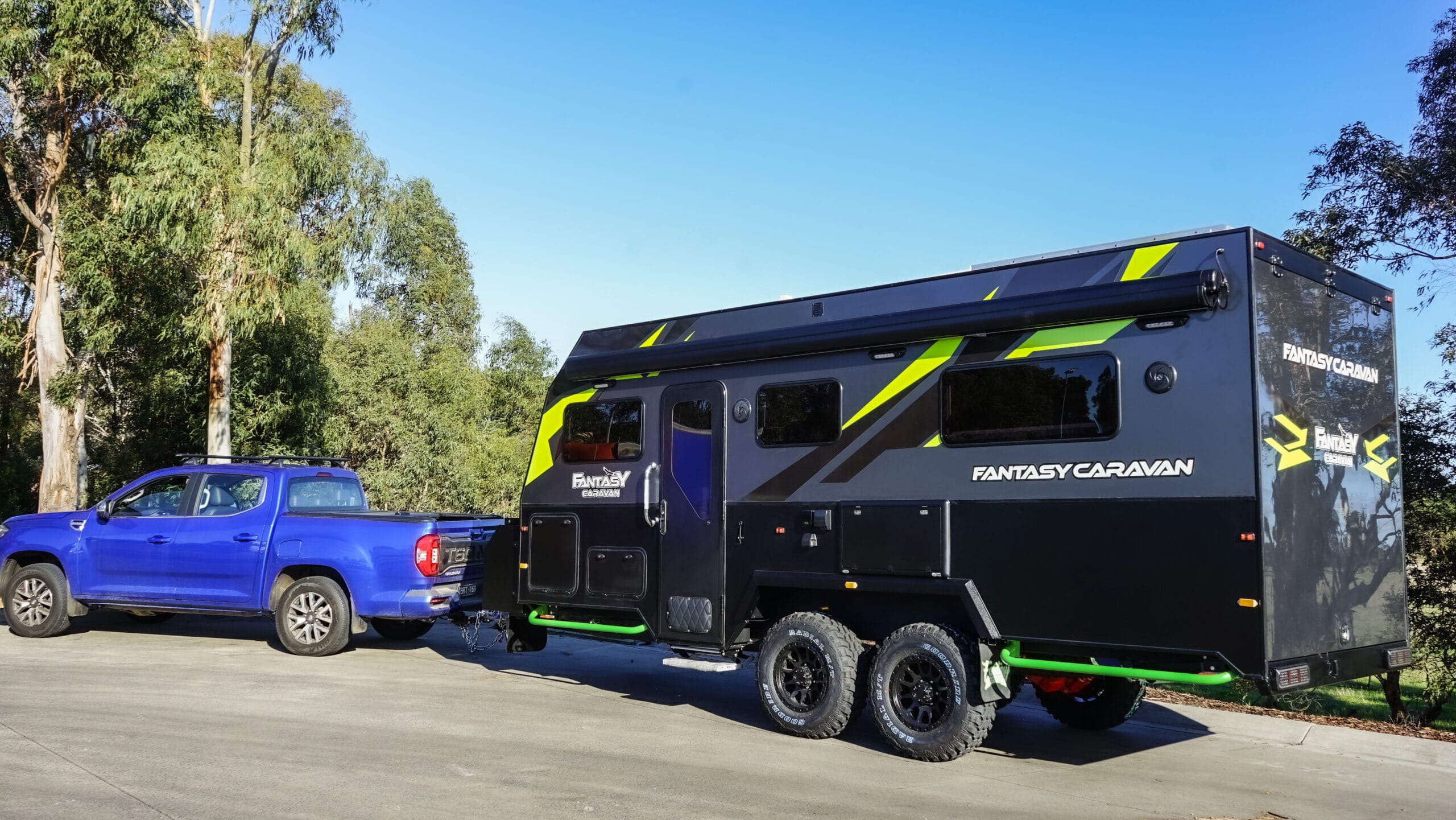 Exterior of Fantasy Caravan Toy Hauler 19