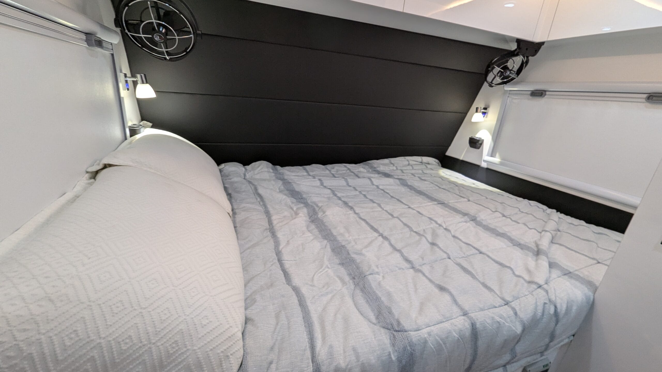 Interior of Fantasy Caravan Toy Hauler 19