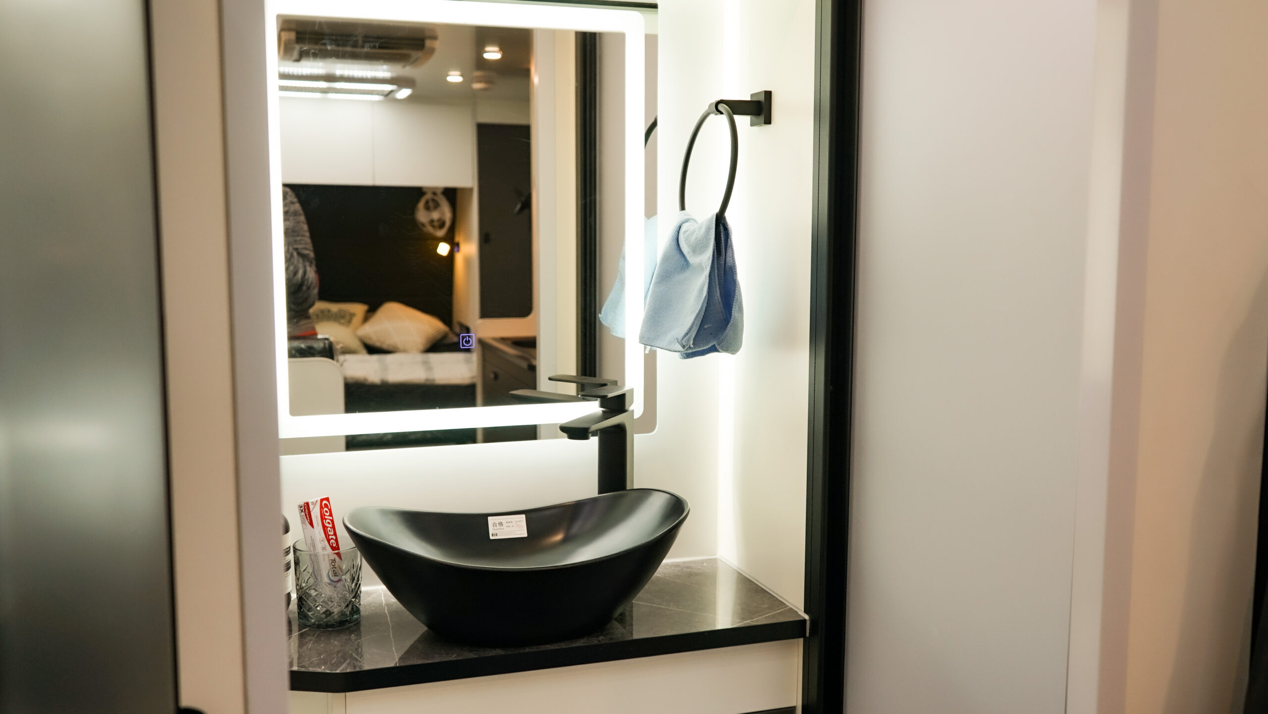 Interior of Fantasy Caravan Horizon-17.6