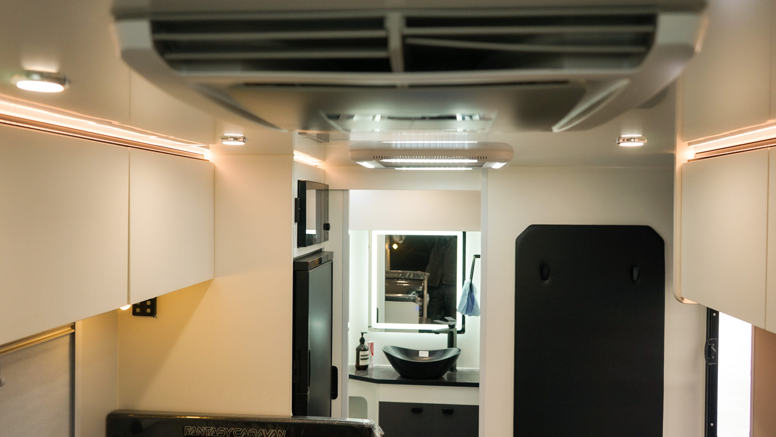 Interior of Fantasy Caravan Horizon-17.6