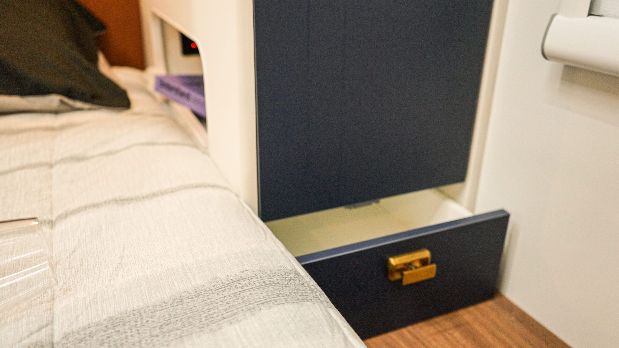 Interior of Fantasy Caravan Horizon-19