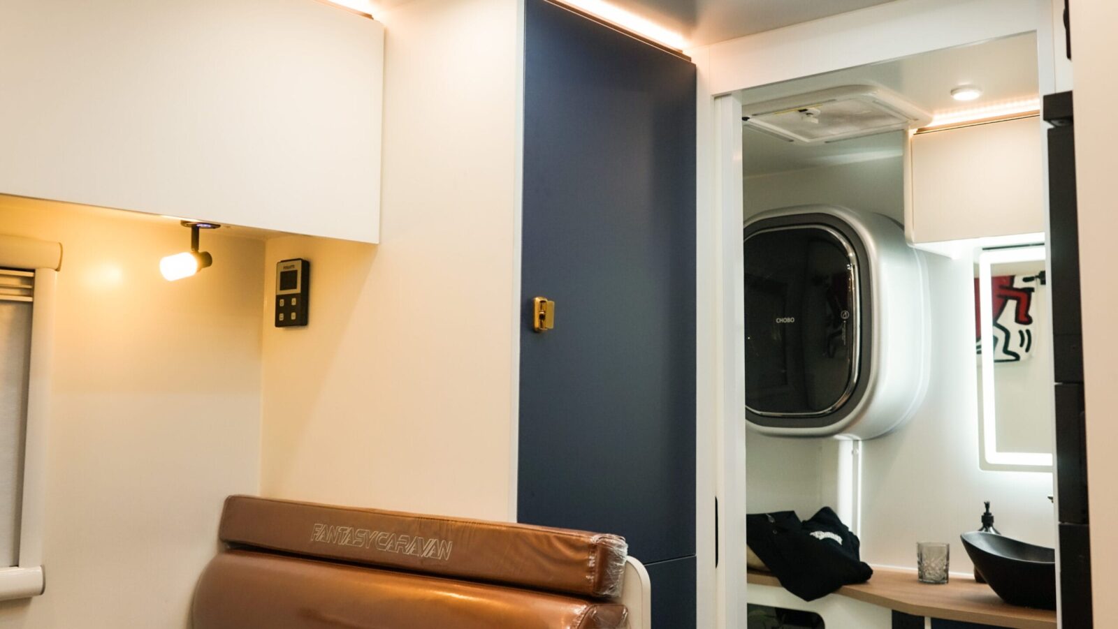 Interior of Fantasy Caravan Horizon-19
