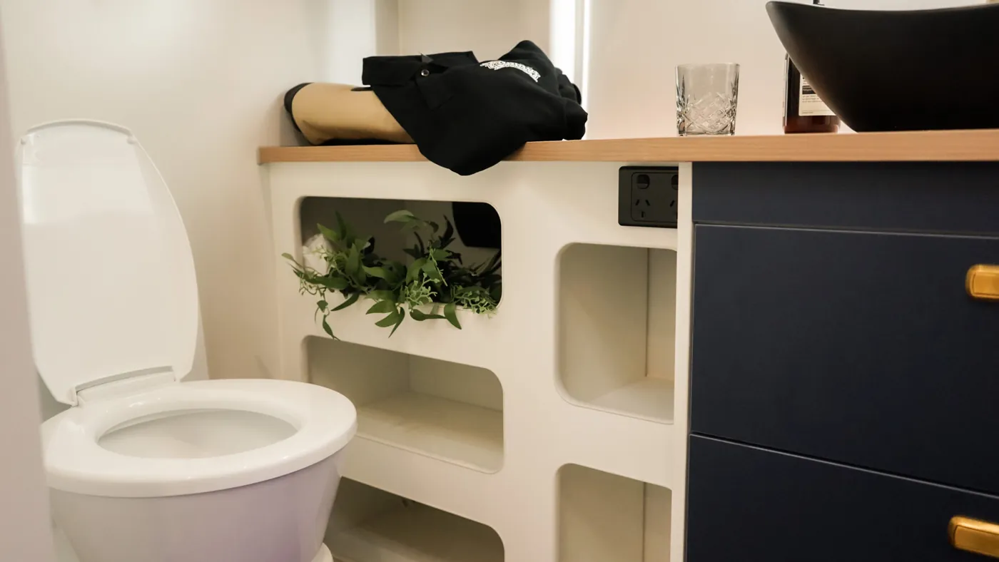 Horizon bathroom with cassette toilet and vanity